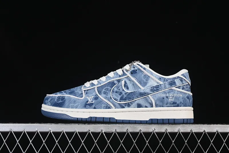 All categories Nk SB Dunk Series Nk SB Dunk Low High-end customized low-top sneakers Nike SB Dunk Low LV joint light blue denim Anniversary high-end customized low-top casual sneakers SC0601-468